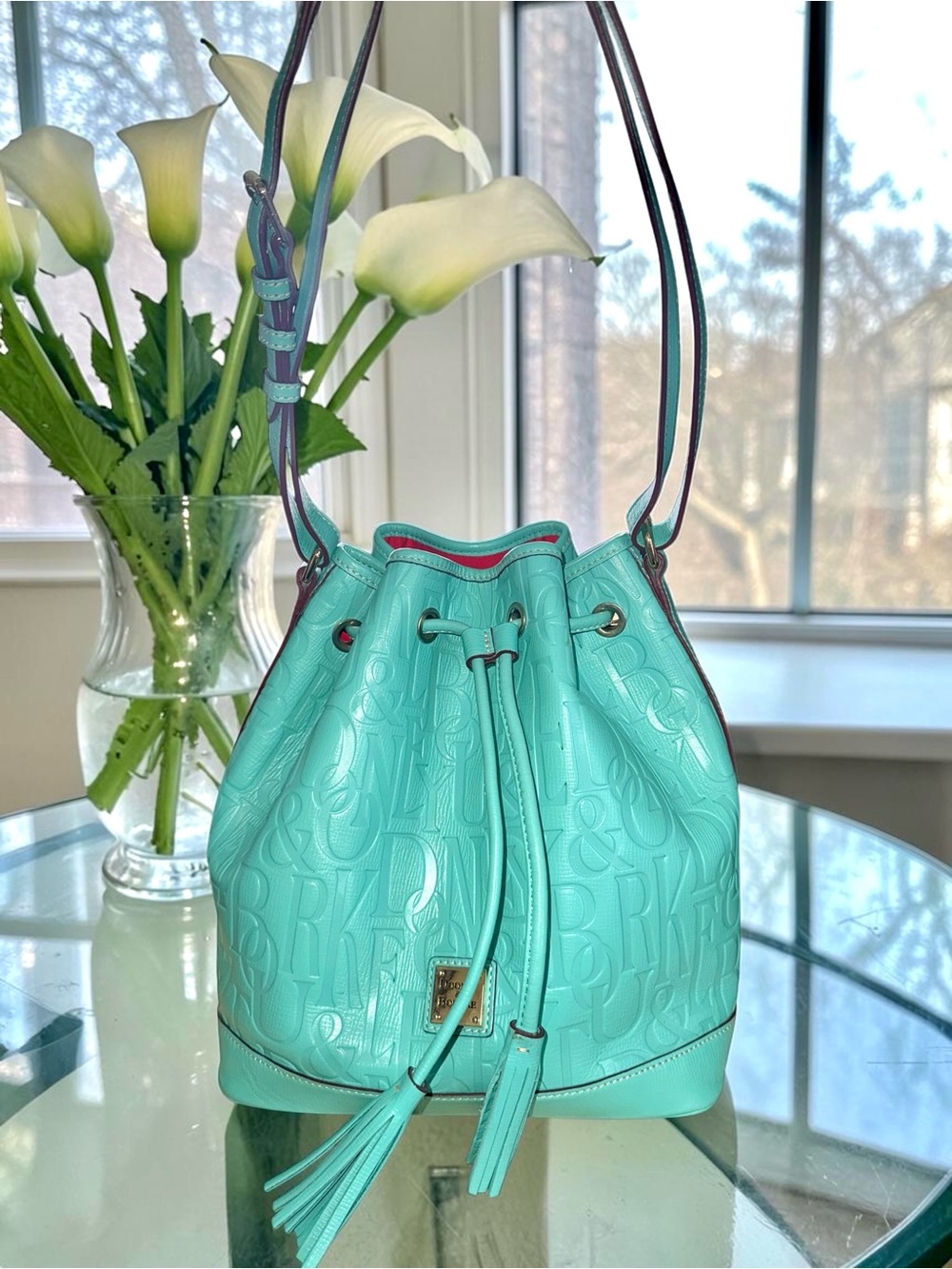 RARE Dooney & Bourke EUC Turquoise Retro Embossed Leather Drawstring Bucket Bag - Picture 3 of 15